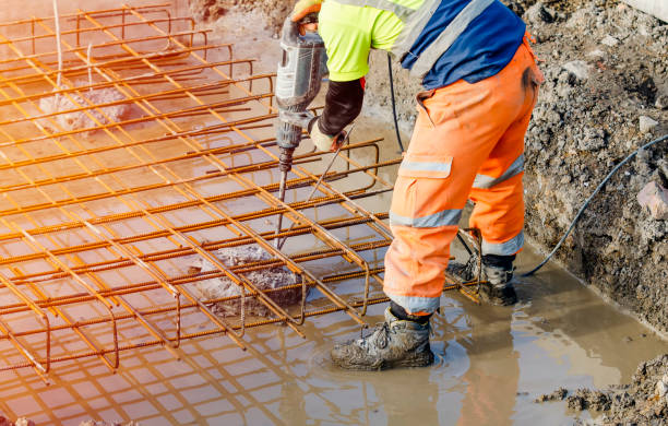 Best Driveway Concrete Repair  in Waunakee, WI